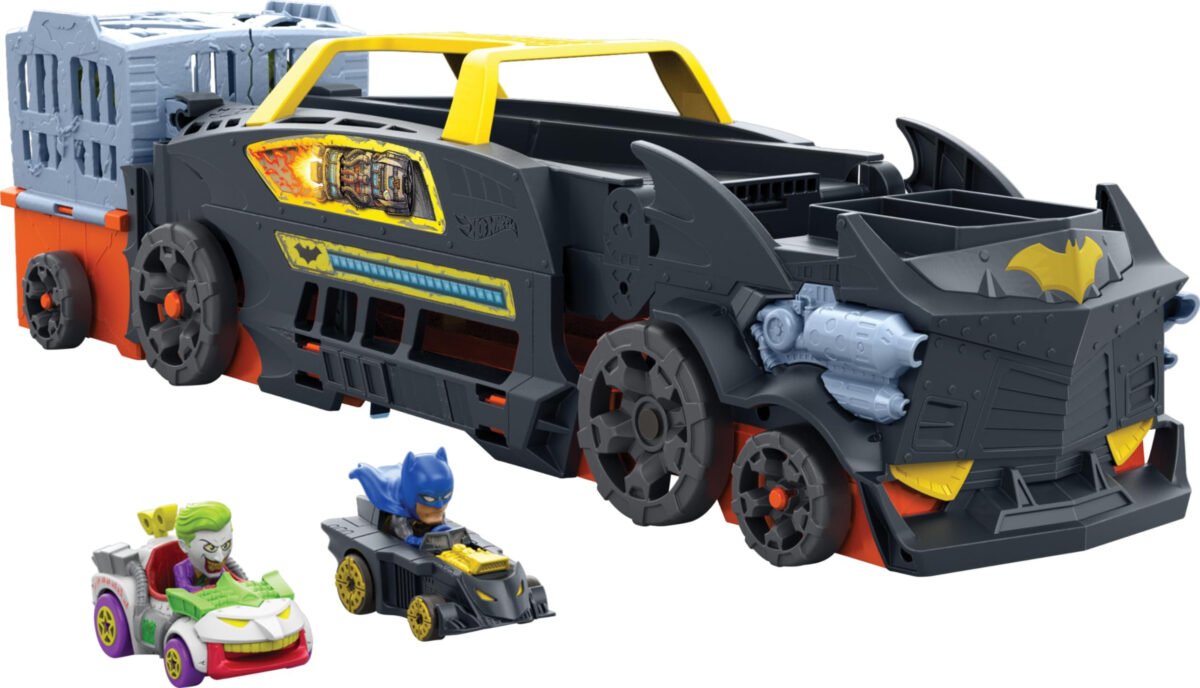 Hot Wheels RacerVerse Batman’s Escape Chase Review: Top Race Set?