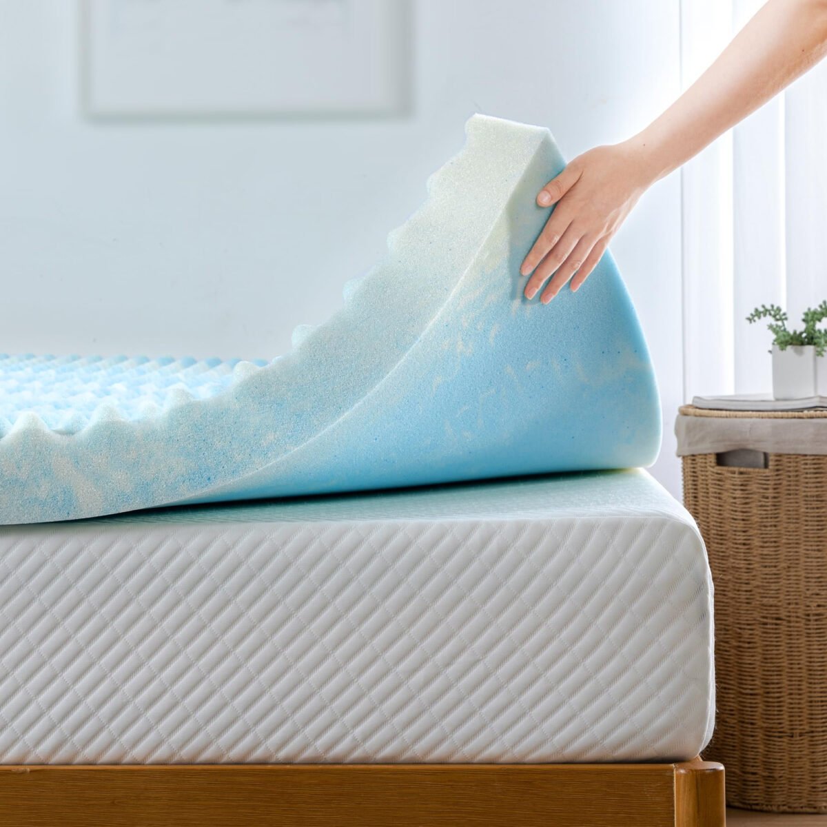 ZINUS 4 Inch Swirl Gel Cooling Memory Foam Mattress Topper Review: Is It the Coolest Comfort Upgrade?